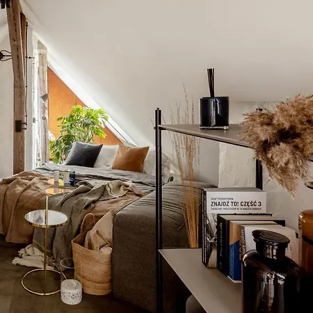 Mystictone - Loft In The Heart Of - Nowy Swiat Roomtones Warszawa
