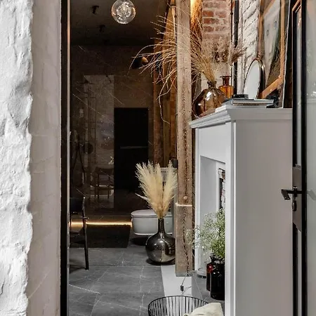 Mystictone - Loft In The Heart Of - Nowy Swiat Roomtones Varsovia